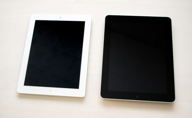 初代 iPad と 第4世代 iPad